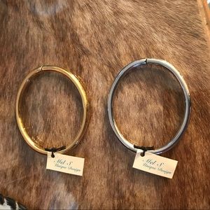 NWT GOLD OR SILVER STAINLESS OVAL BANGLES